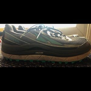 Altra Olympus Trail Running Shoes:  Size 8.5